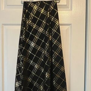 Elegant Black and Gold Plaid Skirt